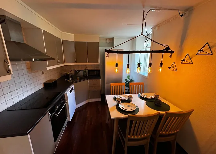 Central, 2 Bedroom, Free Parking Tromsø